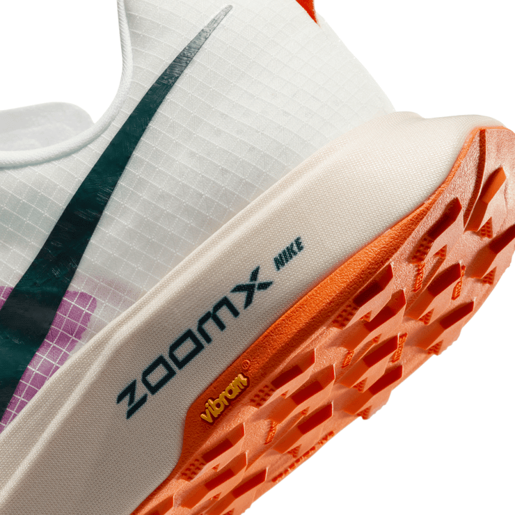 Nike ZoomX Ultrafly Trail 'White Grape Jungle' Angle 6