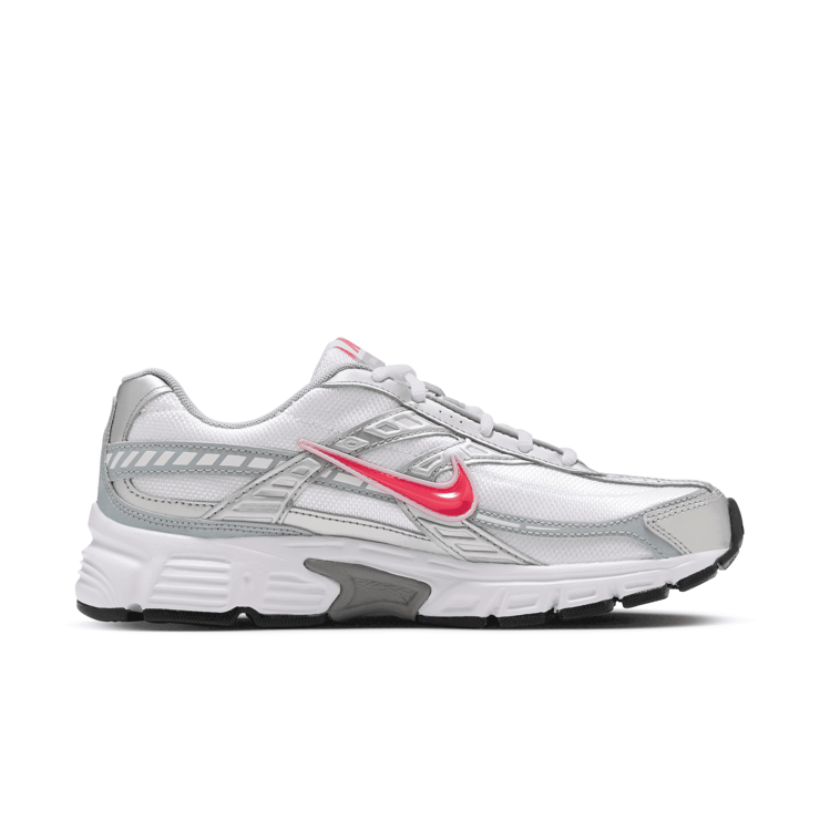 Nike Initiator (W) Angle 1