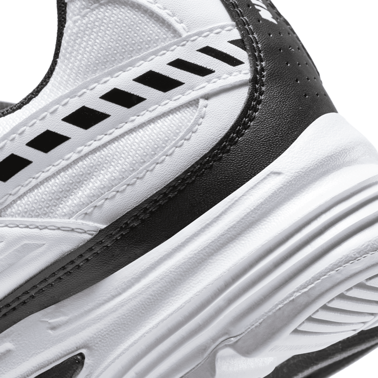 Nike Initiator 'White Black' Angle 6
