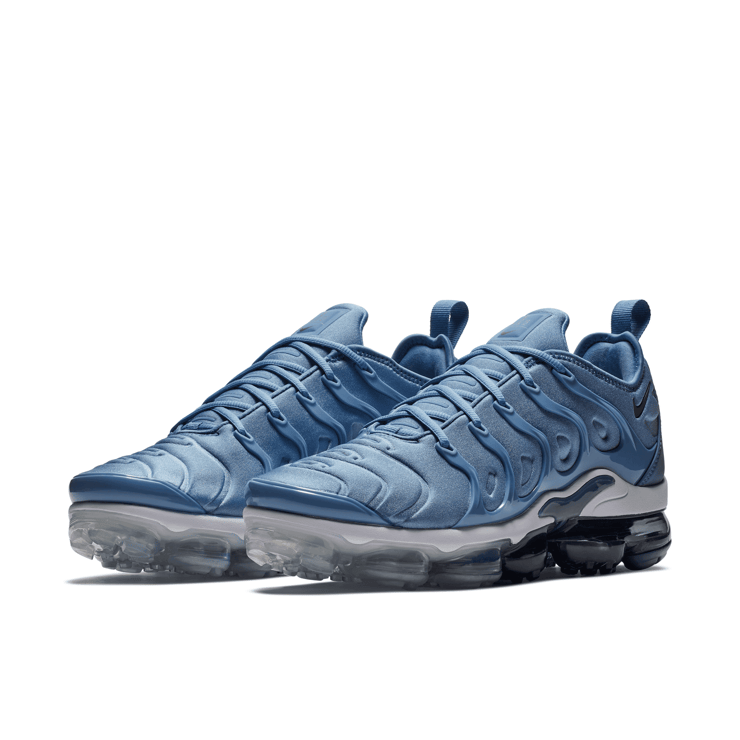 Nike Air VaporMax Plus 'Work Blue' Angle 3