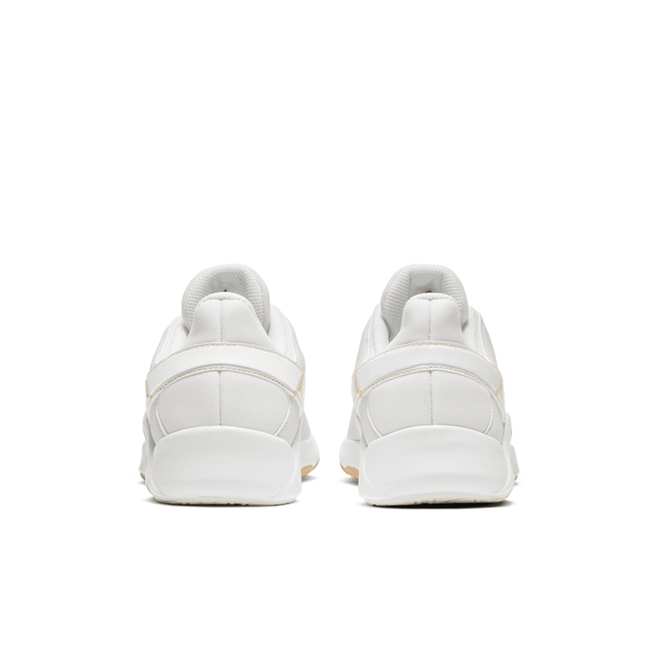 Nike Legend Essential 2 Training Angle 4