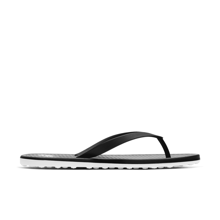 Nike On Deck 'Black White' (W) Angle 1