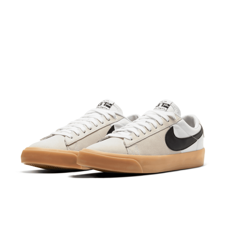 Nike SB Zoom Blazer Low Pro GT SB 'White Gum' Angle 3