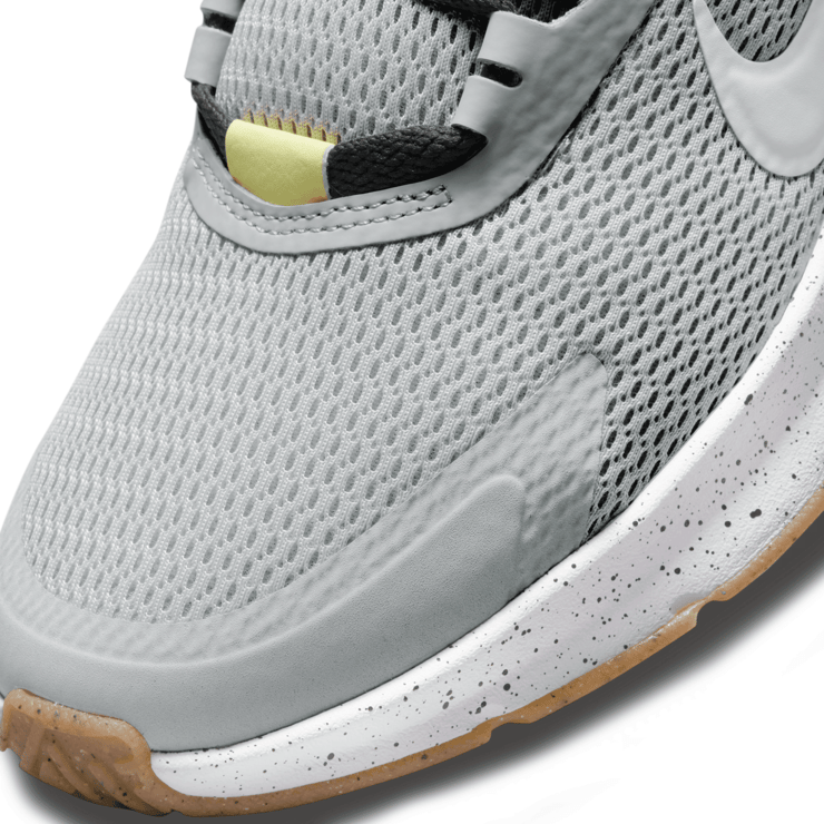 Nike Air Max Alpha Trainer 4 'Light Smoke Grey Limelight' Angle 5
