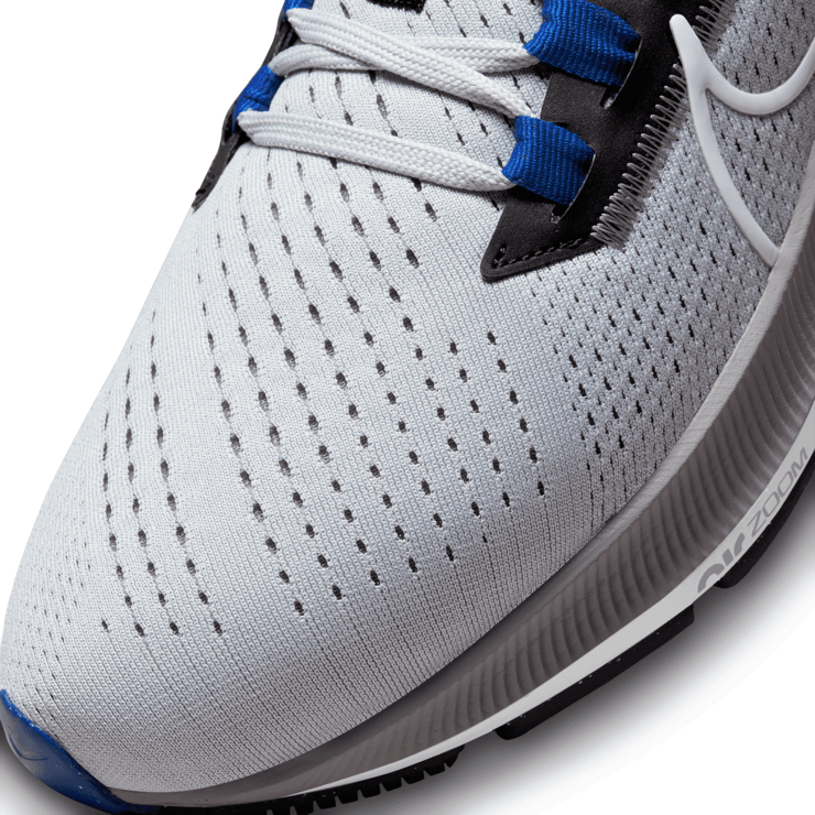 Nike Air Zoom Pegasus 38 'Wolf Grey' Angle 5