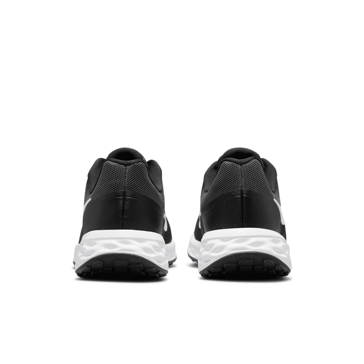 Nike Revolution 6 Next Nature 'Black White' (W) Angle 4