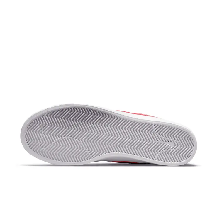 Nike SB Blazer Court Mid SB 'White University Red' Angle 0