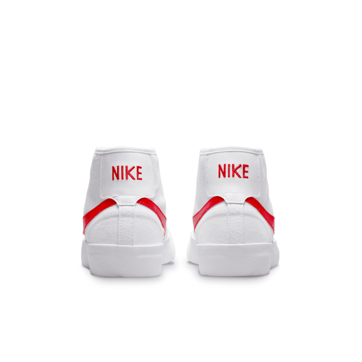 Nike SB Blazer Court Mid SB 'White University Red' Angle 4