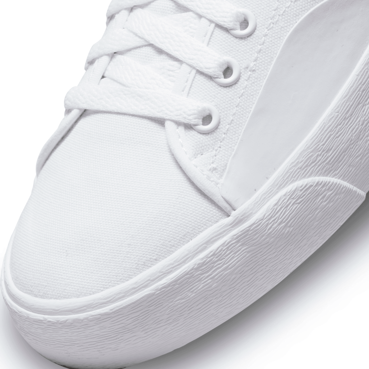 Nike SB Blazer Court Mid SB 'White University Red' Angle 5