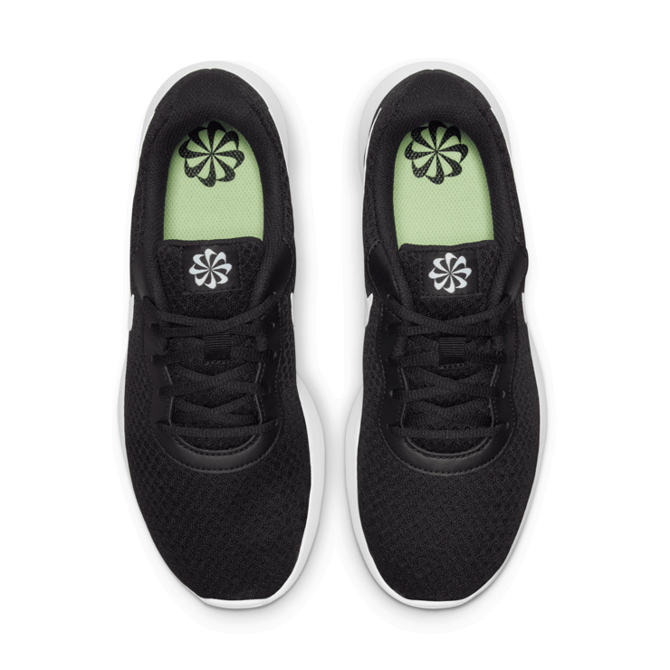 Nike Tanjun 'Black White' (W) Angle 3