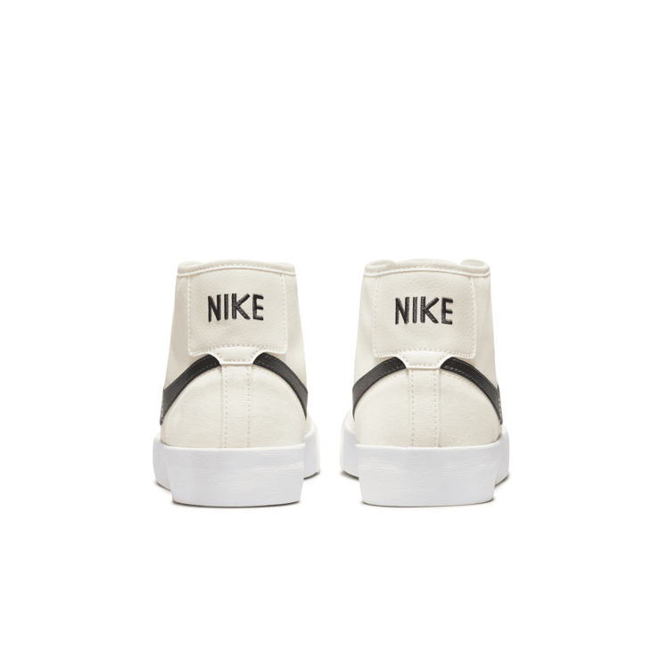 Nike SB BLZR Court Mid Skate Angle 4