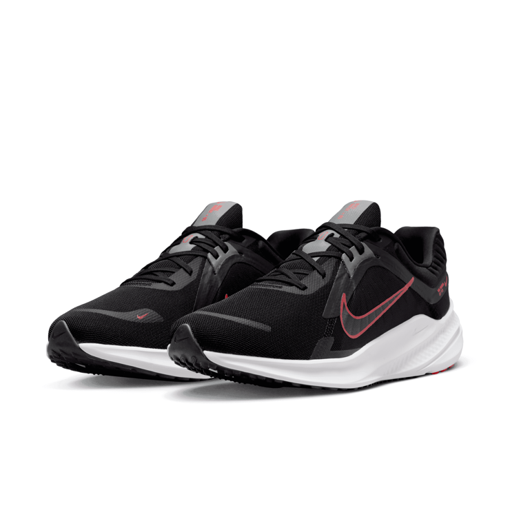 Nike Quest 5 'Black University Red' Angle 3