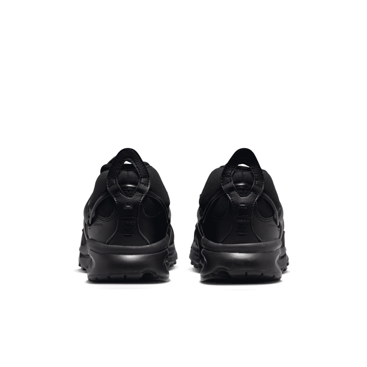 Nike Air Kukini 'Triple Black' Angle 4