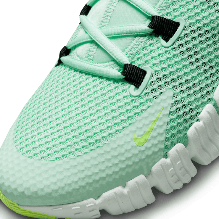 Nike Free Metcon 4 'Mint Foam' Angle 5