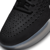 Nike SB Zoom Nyjah 3 SB 'Black White' Angle 5