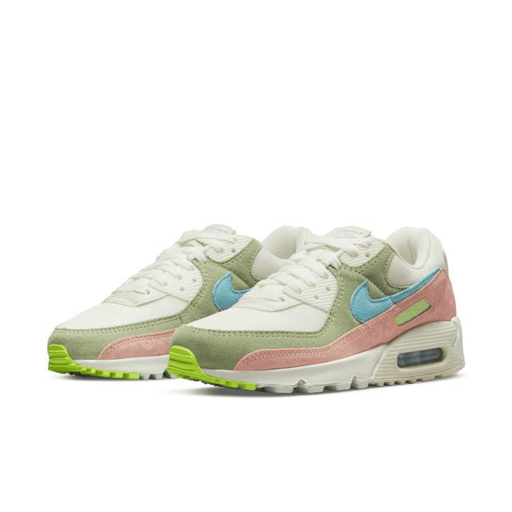 Nike Air Max 90 'Easter Leopard' (W) Angle 4