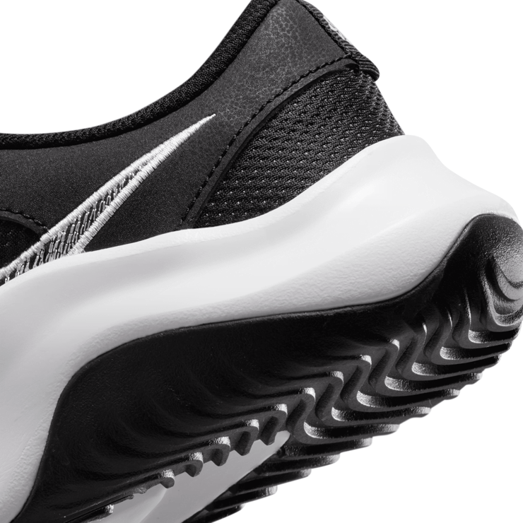 Nike Legend Essential 3 Next Nature 'Black White' (W) Angle 6
