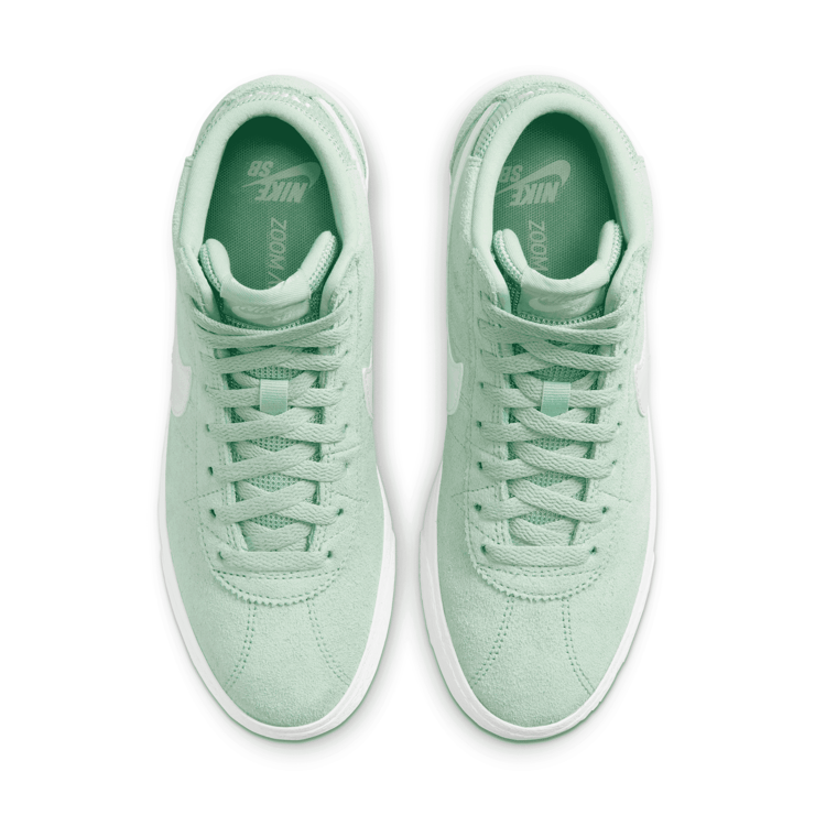 Nike SB Bruin High Skate Angle 2