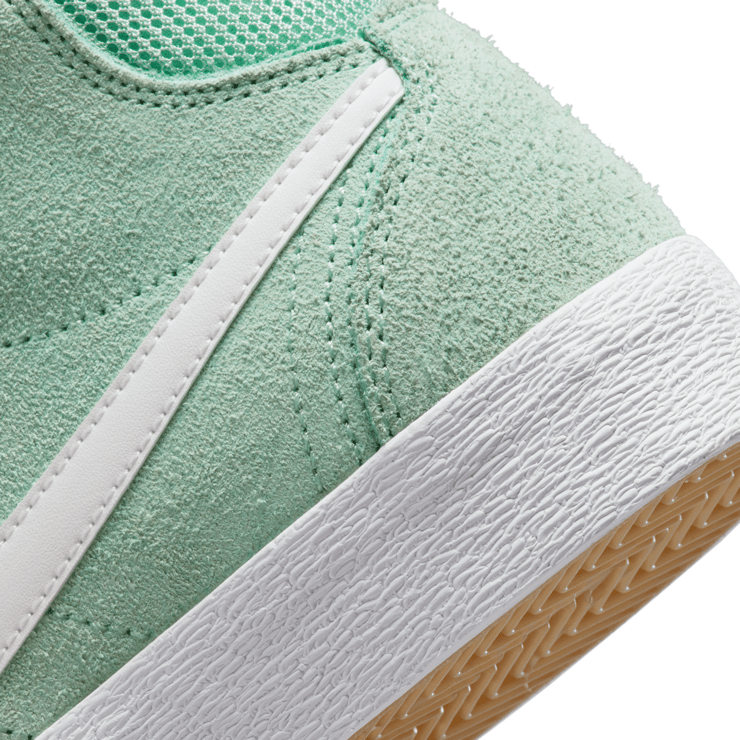 Nike SB Bruin High Skate Angle 6