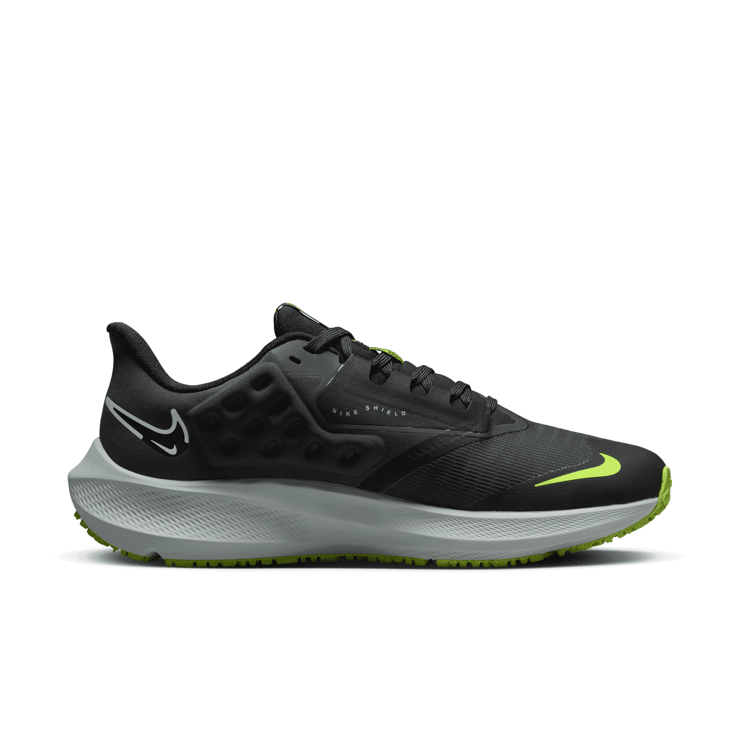 Nike Air Zoom Pegasus 39 Shield 'Black Dark Smoke Grey' (W) Angle 1