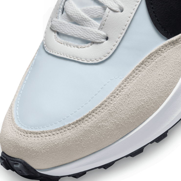 Nike Waffle Debut 'White Black' Angle 5