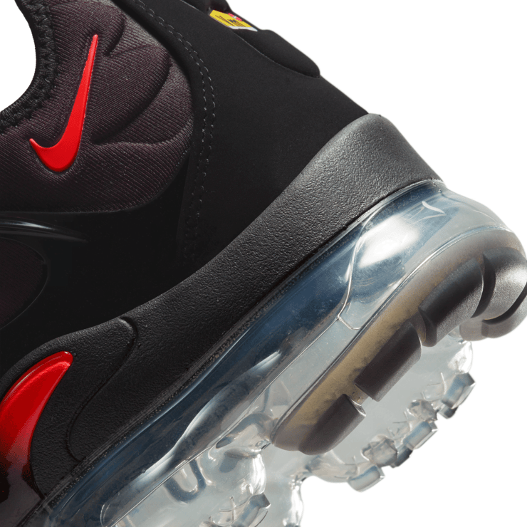 Black and red nike air vapormax top