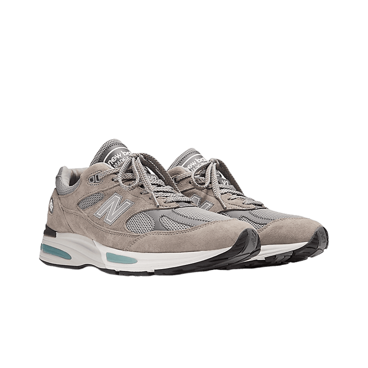 New Balance 991v2 Made in UK Grey Angle 2