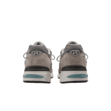 New Balance 991v2 Made in UK Grey Angle 4