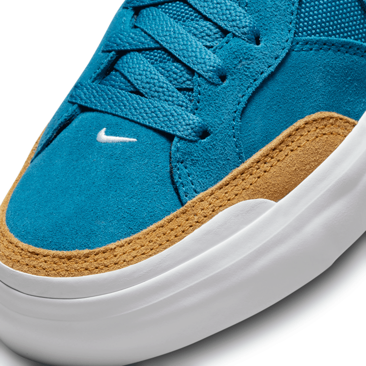 Nike SB Zoom Pogo Plus Premium SB 'Green Abyss' Angle 5