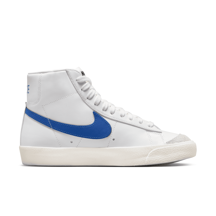 Nike Blazer Mid '77 'Game Royal' (W) Angle 2