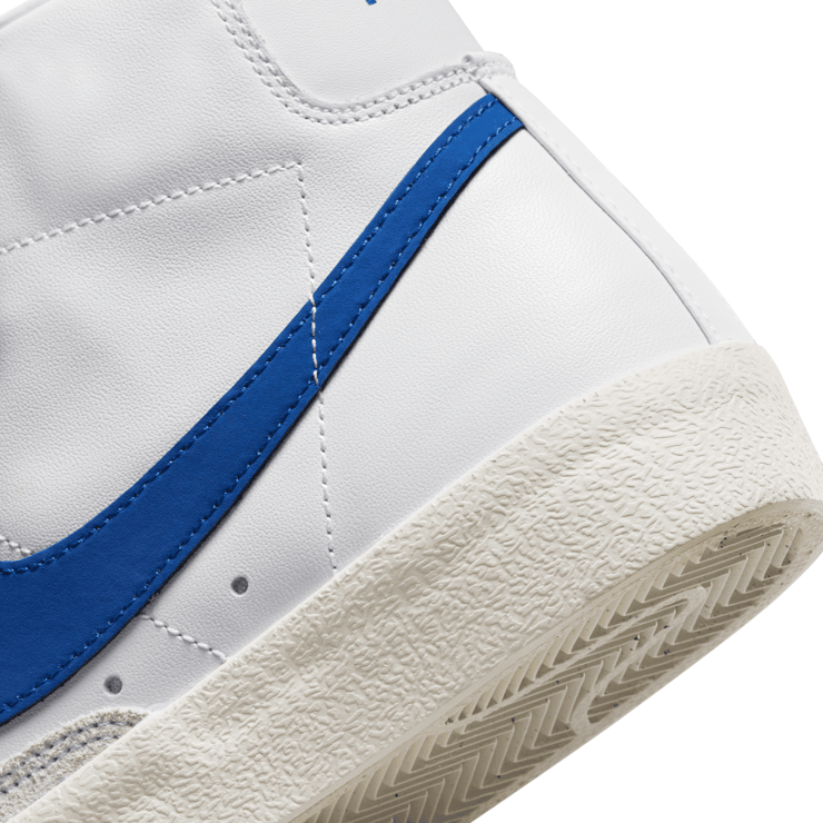 Nike Blazer Mid '77 'Game Royal' (W) Angle 7