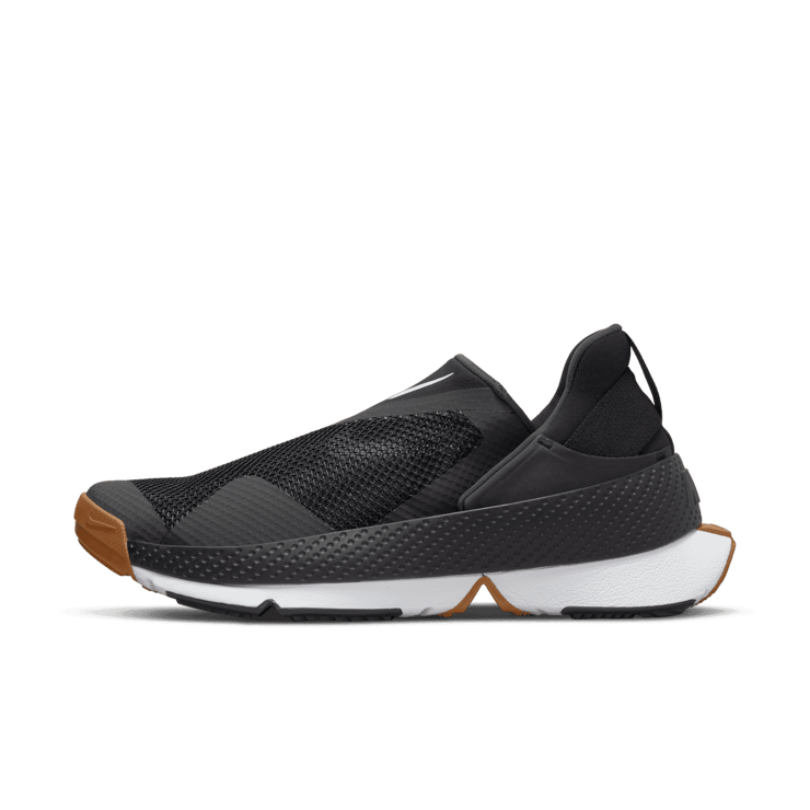 Nike Go FlyEase Black Gum Angle 0