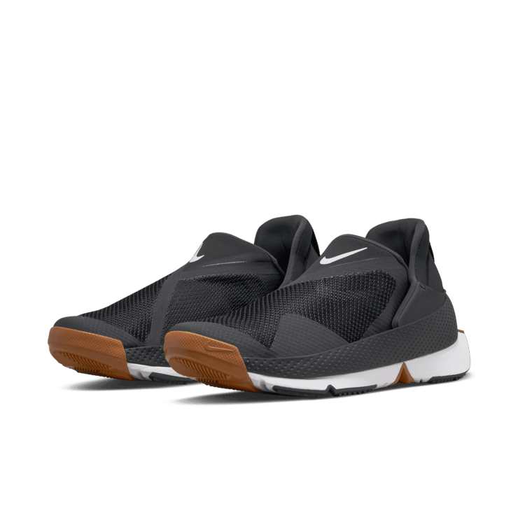 Nike Go FlyEase Black Gum Angle 3