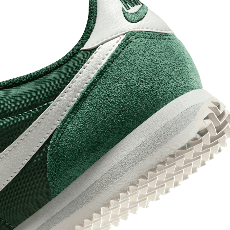 Nike Cortez Fir (W) Angle 5
