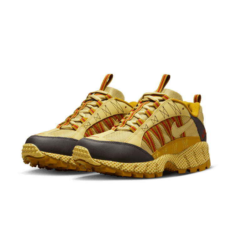 Nike Air Humara Buff Gold Angle 2