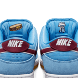 Nike SB Dunk Low Phillies Angle 6