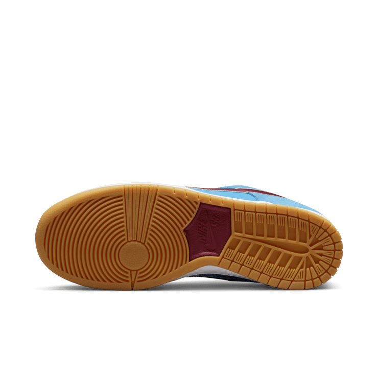Nike SB Dunk Low Phillies Angle 0
