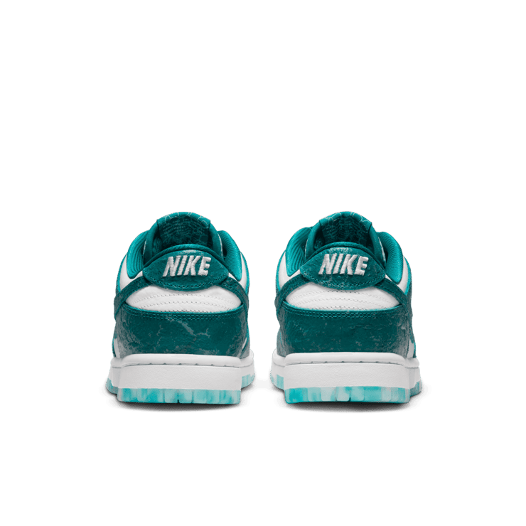 Nike Dunk Low Ocean (W) Angle 3