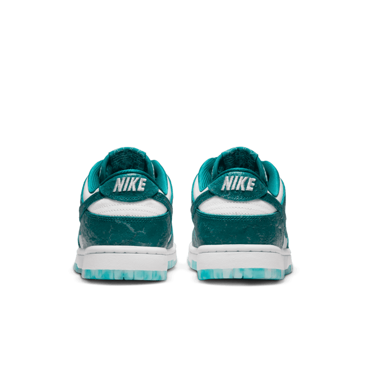 Nike Dunk Low Ocean (W) Angle 3