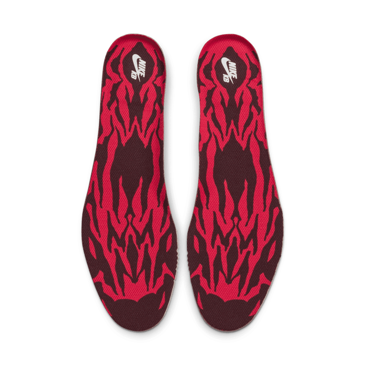 Nike SB Zoom Blazer Mid Kevin and Hell "Hell" Angle 6