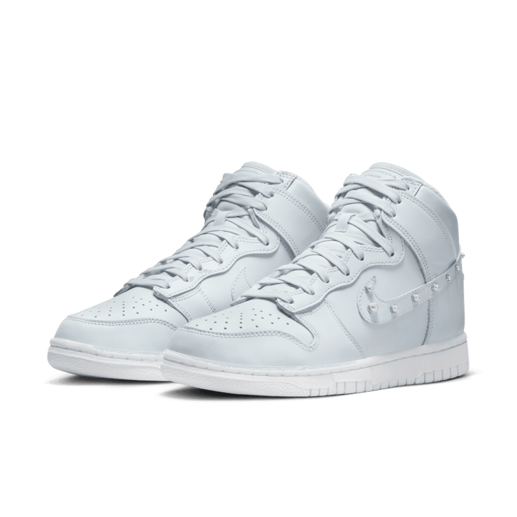 Nike Dunk High Pure Platinum Pearl (W) Angle 2