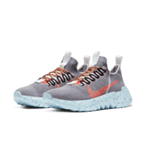 Nike Space Hippie 01 Vast Grey Hyper Crimson Angle 2