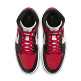 Jordan 1 Mid Bred Toe (W) Angle 1