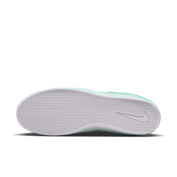 Nike SB Ishod Light Menta Angle 0