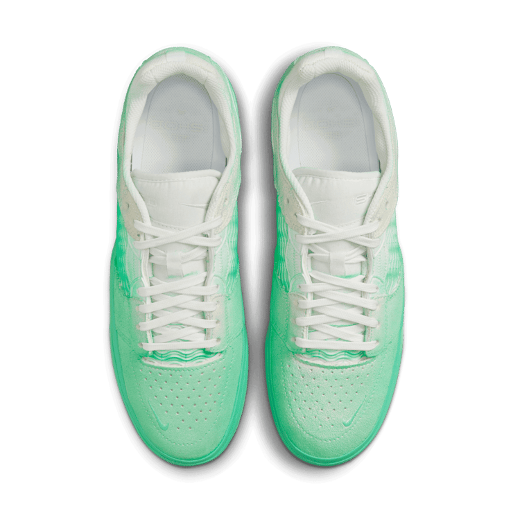 Nike SB Ishod Light Menta Angle 1