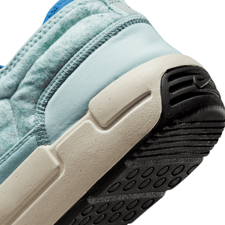 Nike Offline Pack Ocean Cube Angle 5