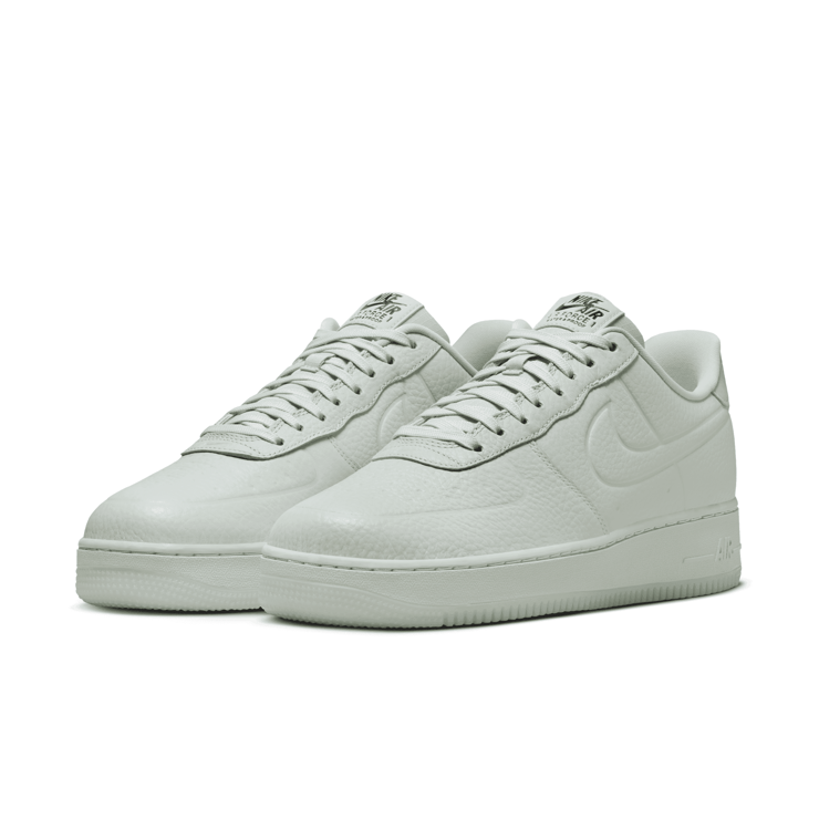 Nike Air Force 1 '07 Pro-Tech Light Silver Angle 3