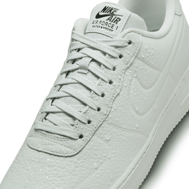 Nike Air Force 1 '07 Pro-Tech Light Silver Angle 7