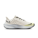 Nike Air Zoom Pegasus 39 Shield 'Pale Ivory Luminous Green' (W) Angle 1