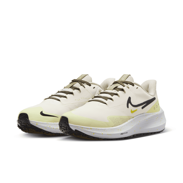 Nike Air Zoom Pegasus 39 Shield 'Pale Ivory Luminous Green' (W) Angle 3